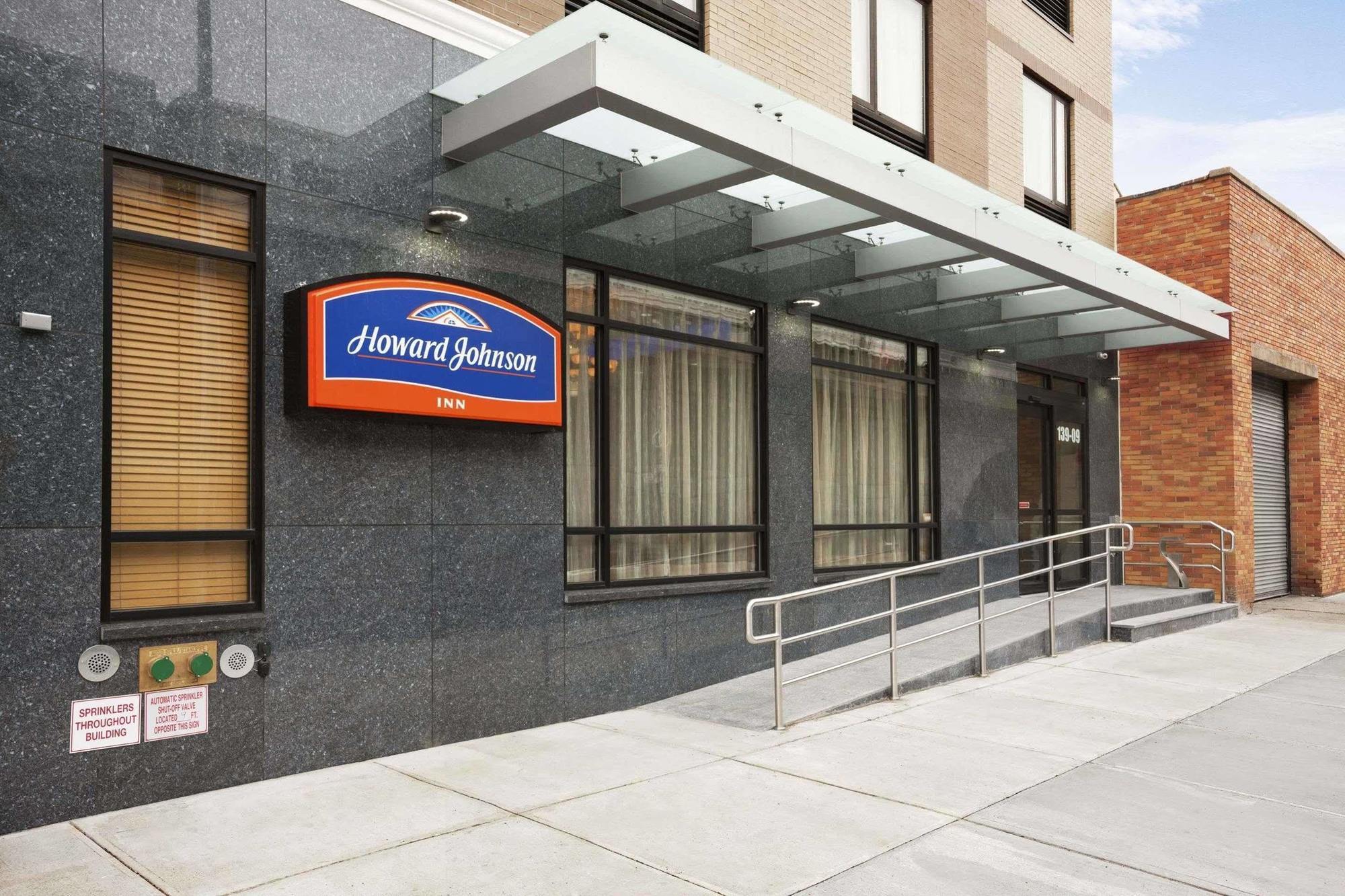 Howard Johnson By Wyndham Jamaica Ny Near Airtrain Jfk نيو يورك المظهر الخارجي الصورة